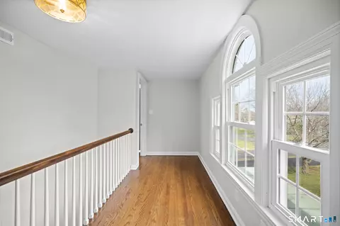 Entry Way - 39 Marbern Dr, Suffield, CT 06078 photo 4 of 4