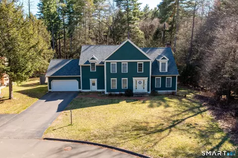 3 Candlewood Ct, Simsbury, CT 06070