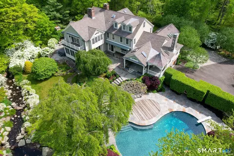 1218 Smith Ridge Rd, New Canaan, CT 06840