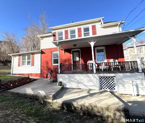 7 Rose St, Norwich, CT 06360