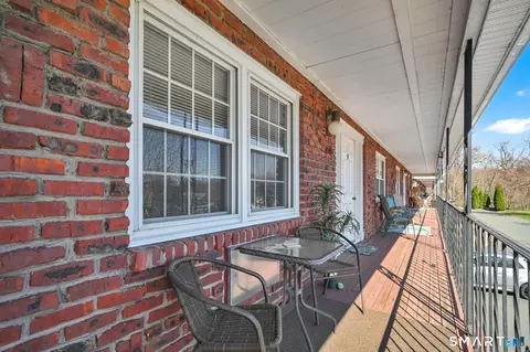 201 Regan Rd #30B, Vernon, CT 06066