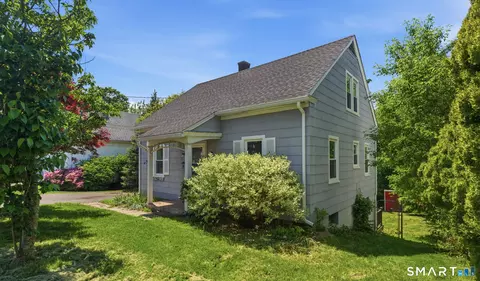111 Orchard St, Ellington, CT 06029