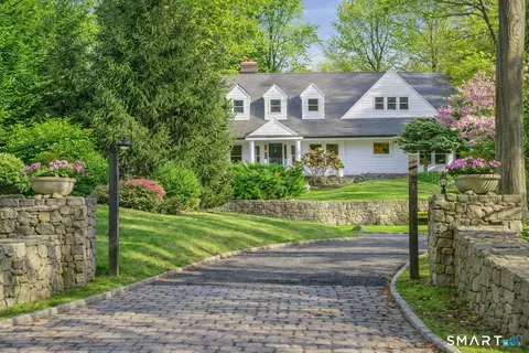 10 Woodhill Rd, Wilton, CT 06897