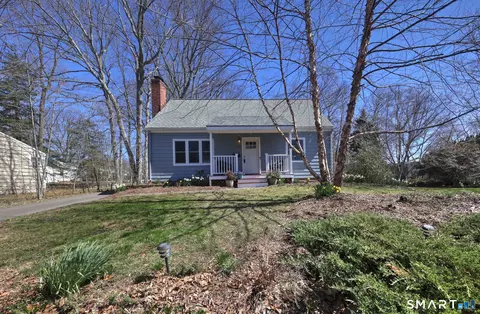 678 Buckingham Ave, Milford, CT 06460