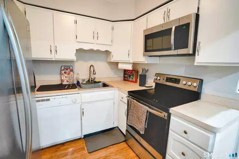 333 Vincellette St #23, Bridgeport, CT 06606