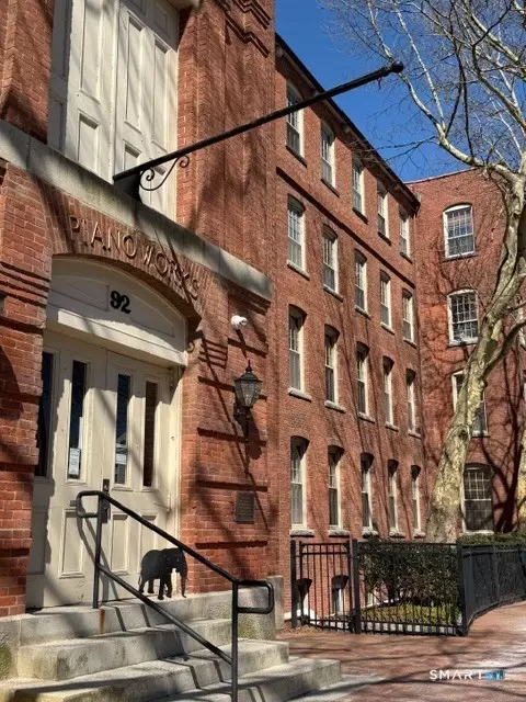 92 Main St #202, Deep River, CT 06417