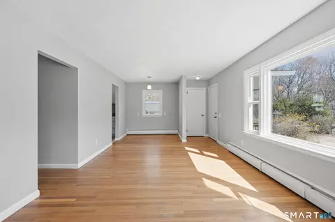 Living - 9 Stone Ct, Gales Ferry, CT 06335 photo 2 of 5