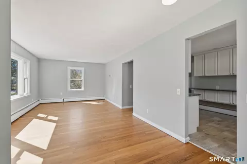 Living - 9 Stone Ct, Gales Ferry, CT 06335 photo 4 of 5