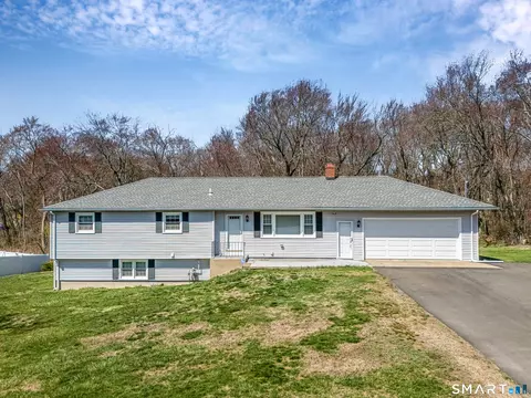 15 Bruns Rd, Ansonia, CT 06401