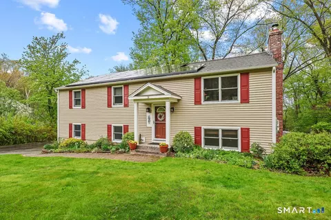 36 Freedom Dr, Canton, CT 06019