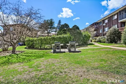 154 Cold Spring Rd #5, Stamford, CT 06905