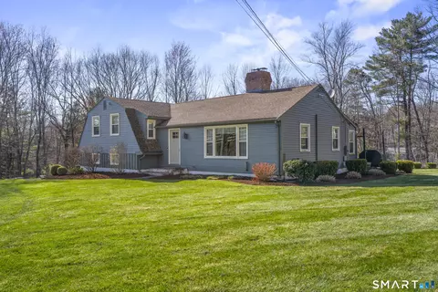 245 Bell St, Glastonbury, CT 06033
