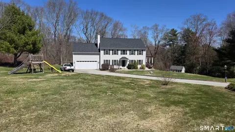 Exterior - 32 Wright Rd, Killingly, CT 06239 photo 2 of 8