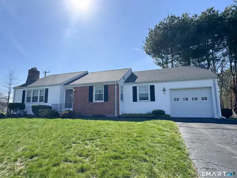 298 Murray St, Meriden, CT 06450
