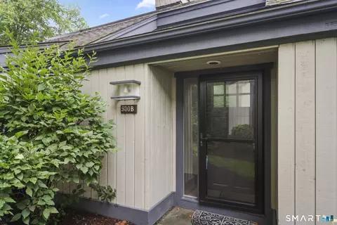 930 Heritage Vlg #B, Southbury, CT 06488