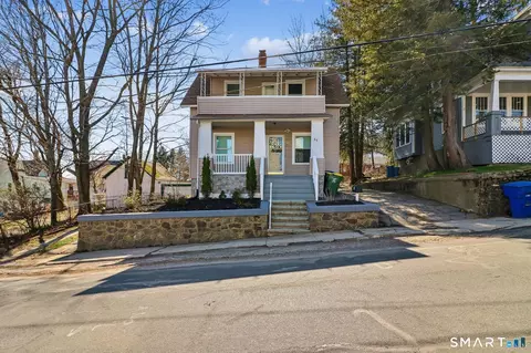 69 Tudor St, Waterbury, CT 06704