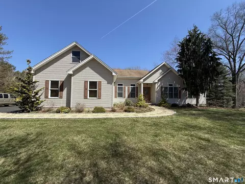 631 Avon Dr, Orange, CT 06477