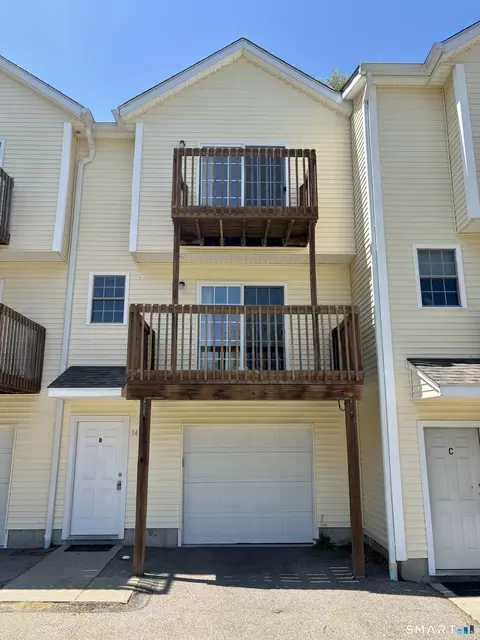 14 Old Fitch Hill Rd #B, Uncasville, CT 06382