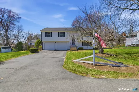 3 Bouvier St, Enfield, CT 06082