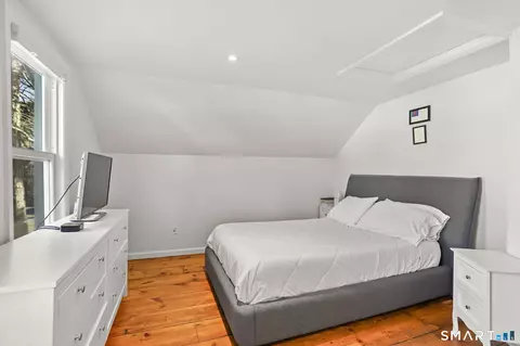 Bedroom - 53 Maple St, Darien, CT 06820 photo 4 of 4