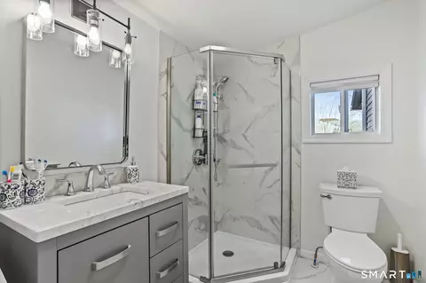 Bath - 53 Maple St, Darien, CT 06820 photo 3 of 3