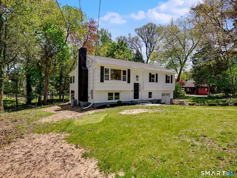 6 Eric Ct, Norwalk, CT 06851
