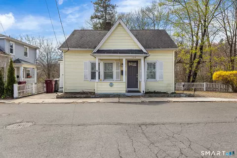 134 Aetna St, Naugatuck, CT 06770