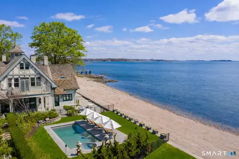 207-209 Long Neck Point Rd, Darien, CT 06820