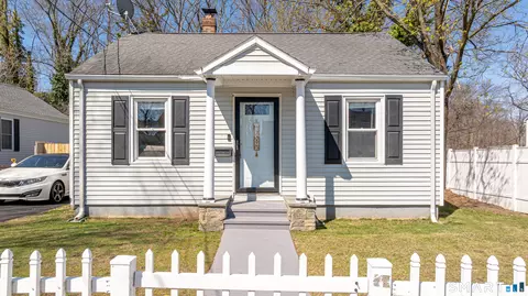 134 Rosewood Ave, New Haven, CT 06513