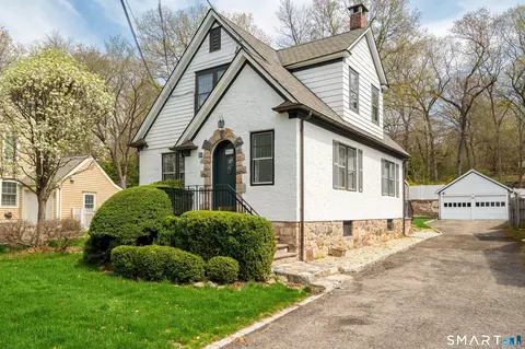 83 Hoyt St, Darien, CT 06820