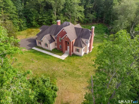 501 Taylor Hill Rd, Griswold, CT 06351