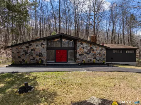 58 Bush Hill Rd, Lebanon, CT 06249