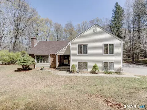 167 Mill Hill Rd, Colchester, CT 06415