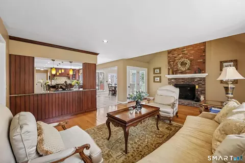 Living - 86 Quail Run, Madison, CT 06443 photo 3 of 3