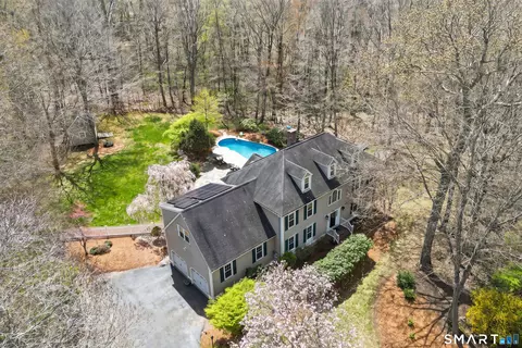 View/Area - 86 Quail Run, Madison, CT 06443 photo 1 of 3