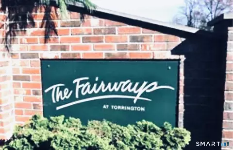 79 Rockledge Loop #79, Torrington, CT 06790