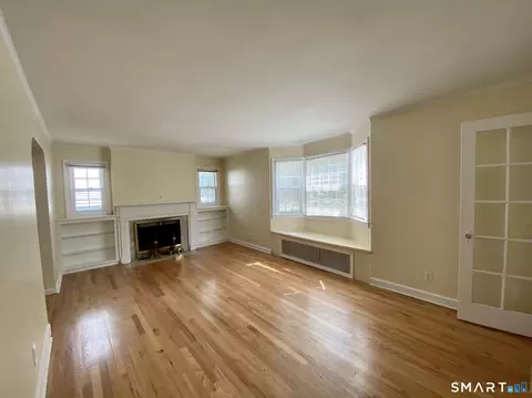 Living - Undisclosed, Hamden, CT 06517 photo 1 of 4