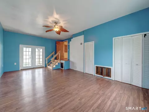 Living - 13 Litchfield Ave, Killingly, CT 06263 photo 4 of 4