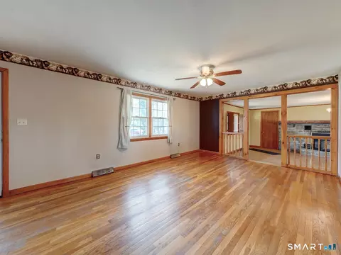 Living - 13 Litchfield Ave, Killingly, CT 06263 photo 3 of 4