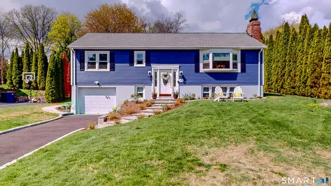 20 Sherman Ave, Trumbull, CT 06611