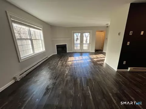 7 Taft Pt #59, Waterbury, CT 06708