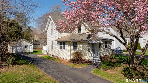 22 Colony St, Hamden, CT 06518