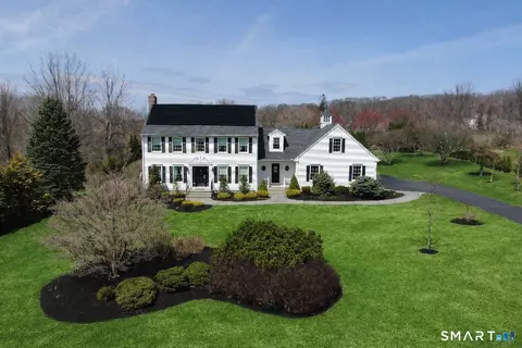 14 Farm Gate Rd, Colchester, CT 06415