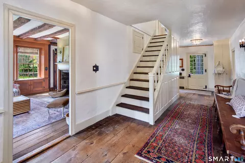 Entry Way - 313 Umpawaug Rd, Redding, CT 06896 photo 1 of 5