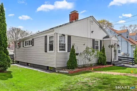 181 Parkview St, Meriden, CT 06451