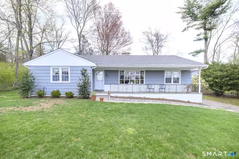 37 Blue Ridge Dr, Stamford, CT 06903