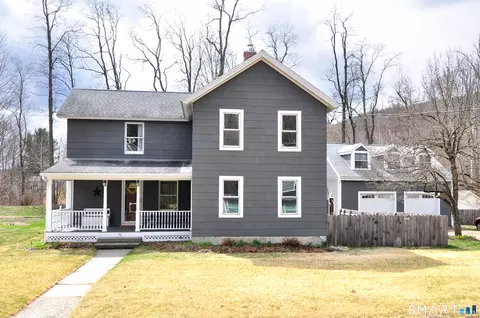 71 Cottage St, New Hartford, CT 06057