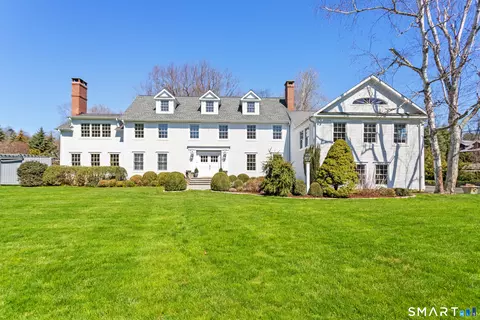 119 Long Lots Rd, Westport, CT 06880