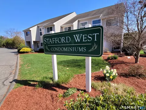 35 Ruth St #44, Bristol, CT 06010