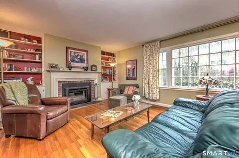Living - 14 Ann Dr, Bethany, CT 06524 photo 1 of 4